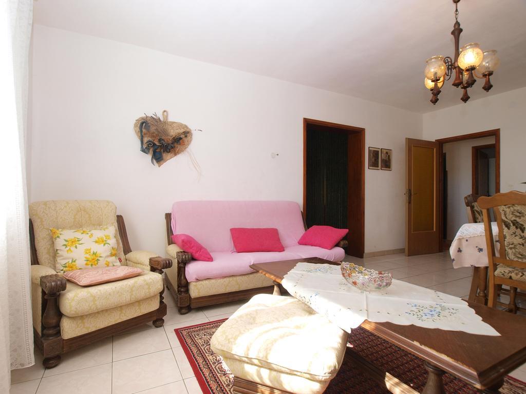 Apartment Luisa 1437 Peruški Exterior foto